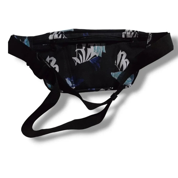 Levi's Stratuss Co. Women's multicolor banana leaf Zippered fanny pack waist Bag - Picture 5 of 9